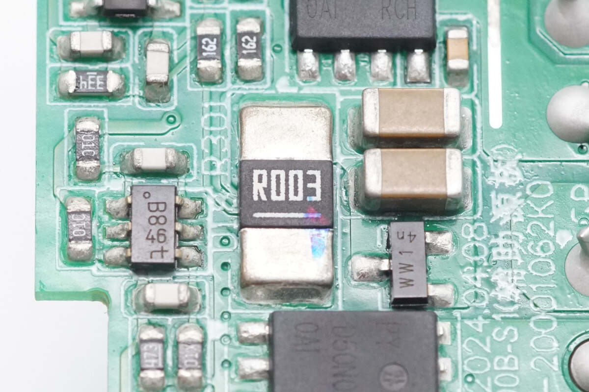 Teardown of Huntkey 2000W 80 PLUS Platinum Switching Power Supply (HK2000B-S1)-Chargerlab