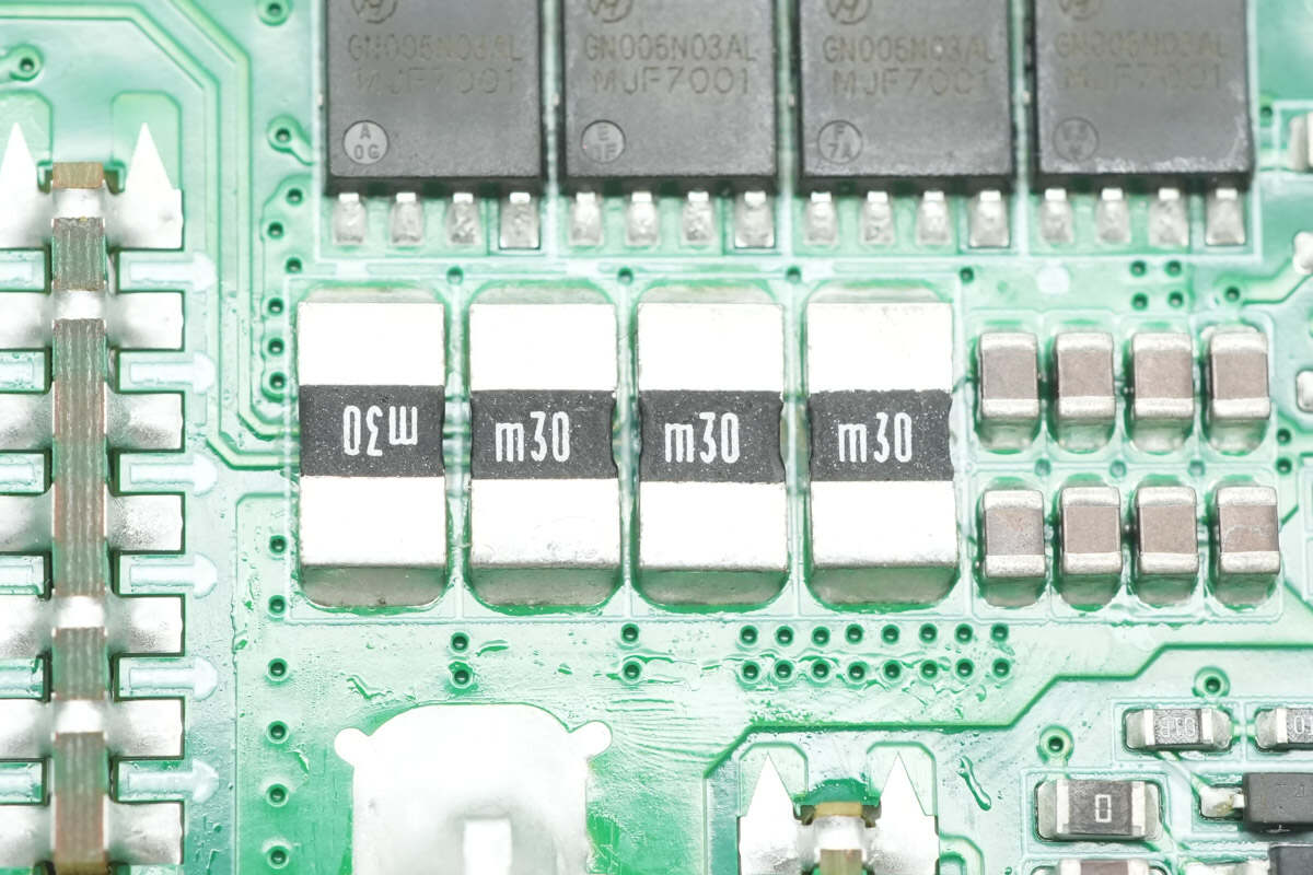 Teardown of Huntkey 2000W 80 PLUS Platinum Switching Power Supply (HK2000B-S1)-Chargerlab
