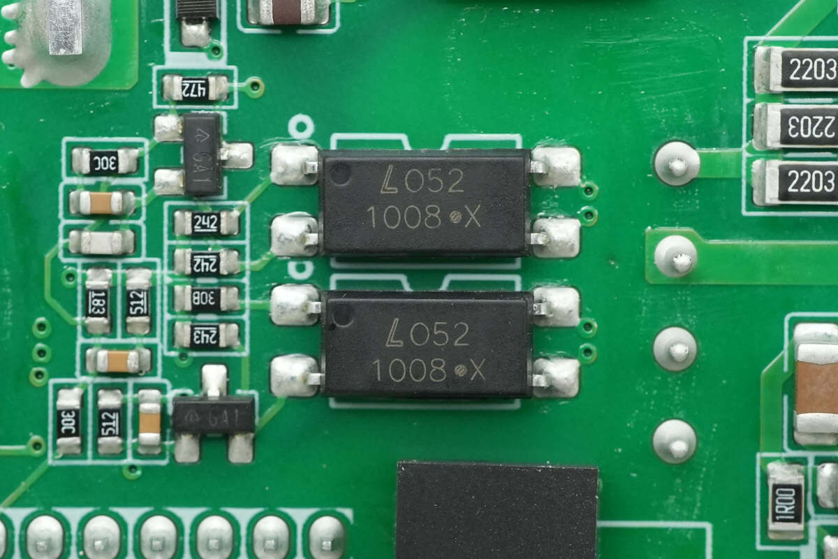 Teardown of Huntkey 2000W 80 PLUS Platinum Switching Power Supply (HK2000B-S1)-Chargerlab