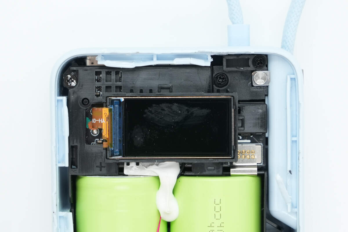 Teardown of Xiaomi 10000mAh 45W Power Bank with Built-in Cable and Digital Display (NPB1045)-Chargerlab