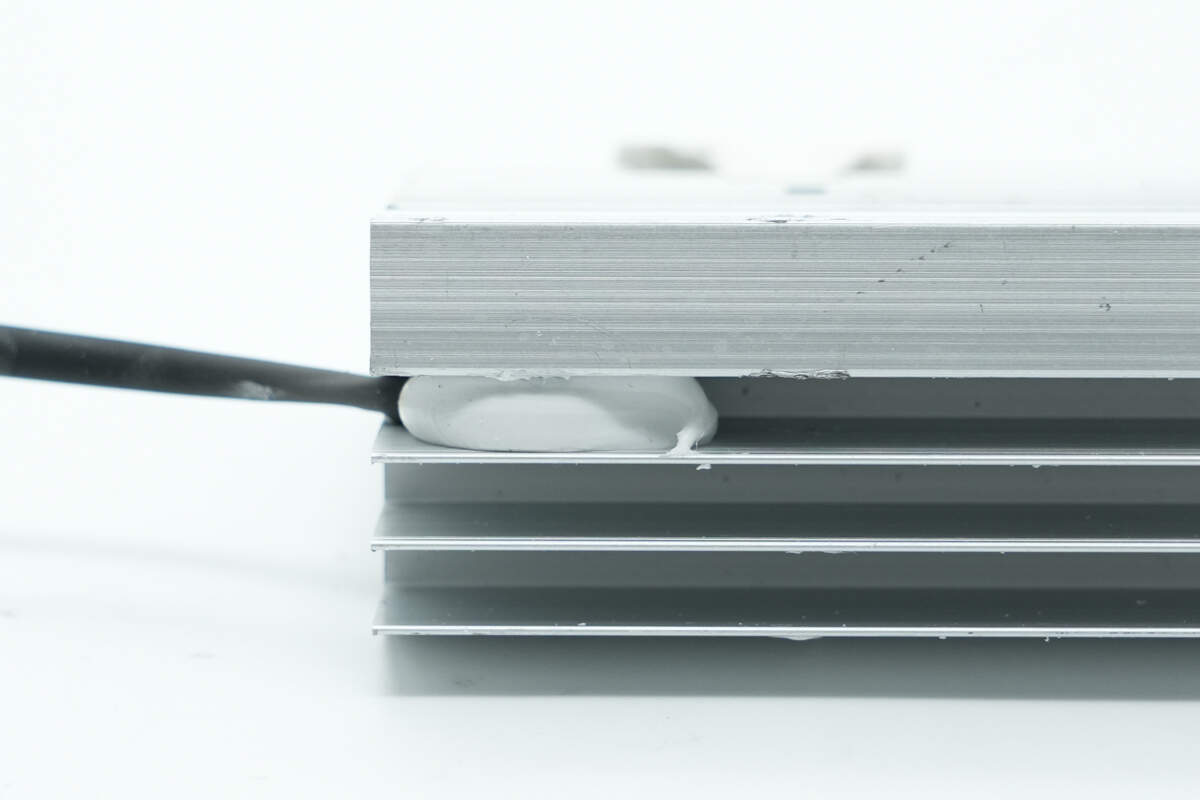 Teardown of Bitmain 1600W Power Supply (APW3++-12-1600-A3)-Chargerlab