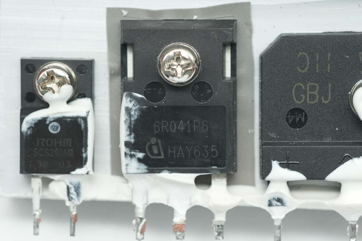 Teardown of Bitmain 1600W Power Supply (APW3++-12-1600-A3)-Chargerlab
