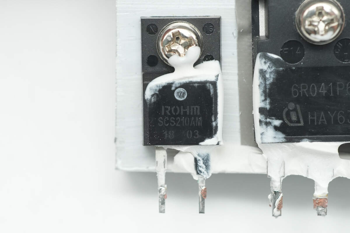 Teardown of Bitmain 1600W Power Supply (APW3++-12-1600-A3)-Chargerlab