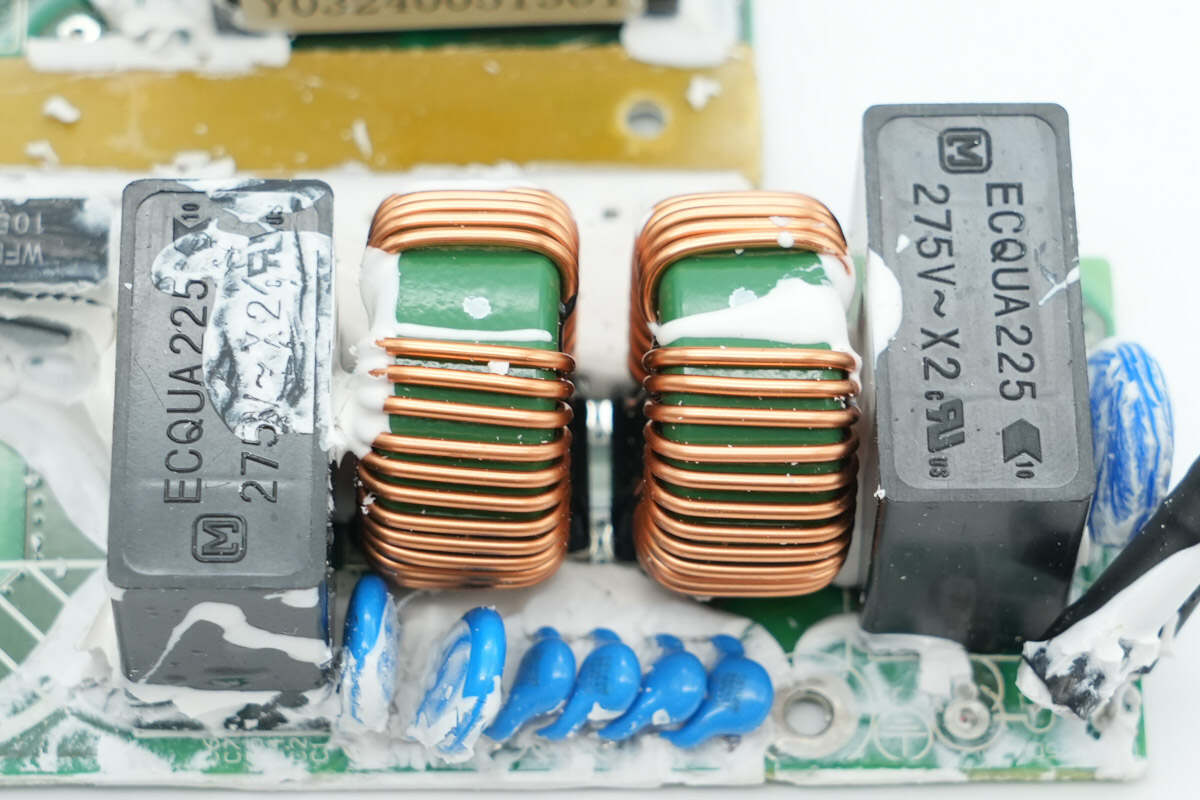 Teardown of Bitmain 1600W Power Supply (APW3++-12-1600-A3)-Chargerlab
