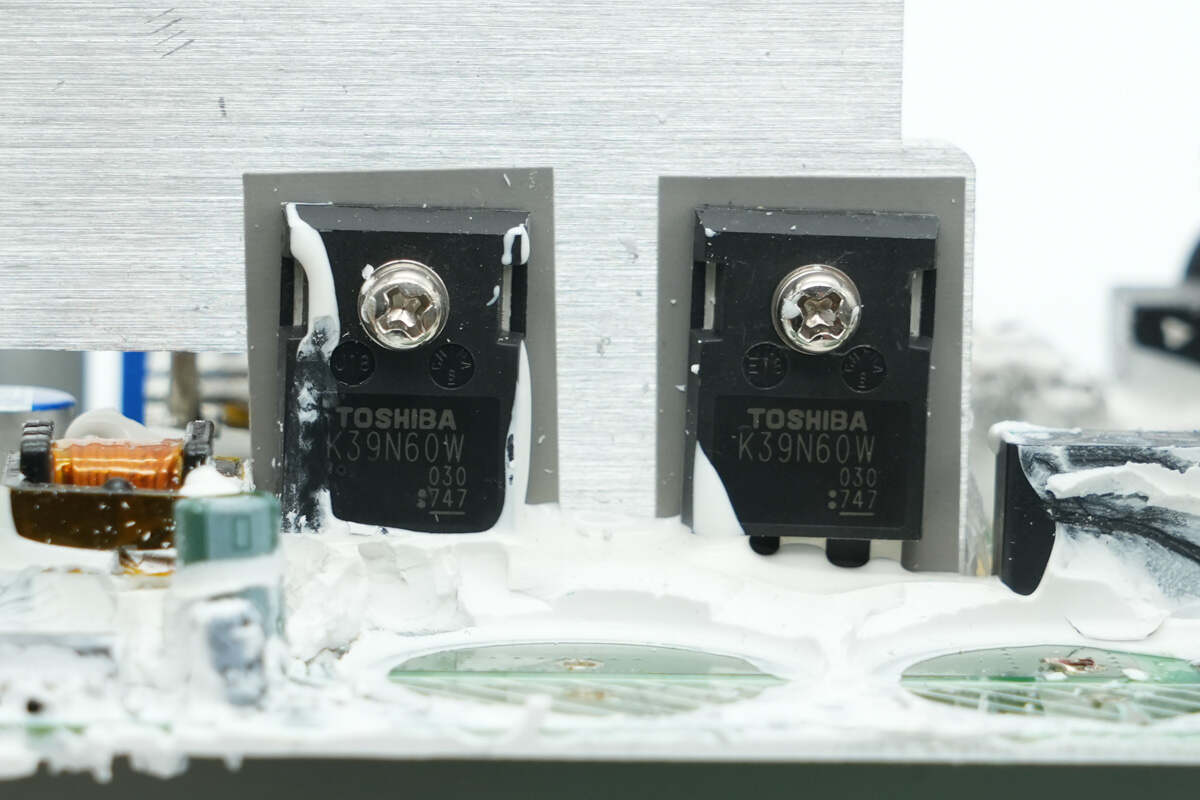 Teardown of Bitmain 1600W Power Supply (APW3++-12-1600-A3)-Chargerlab