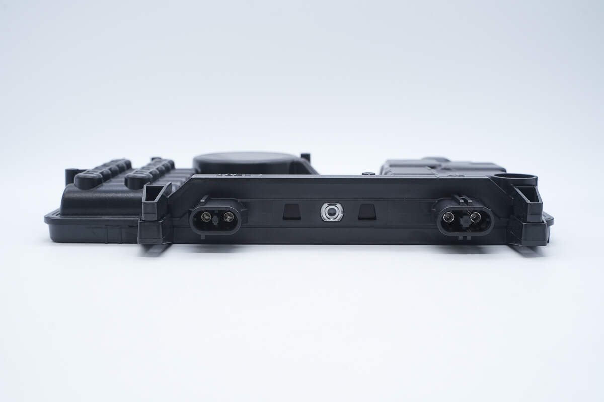 Teardown of Enphase IQ8P 480W Microinverter (IQ8P-72-2-INT)-Chargerlab