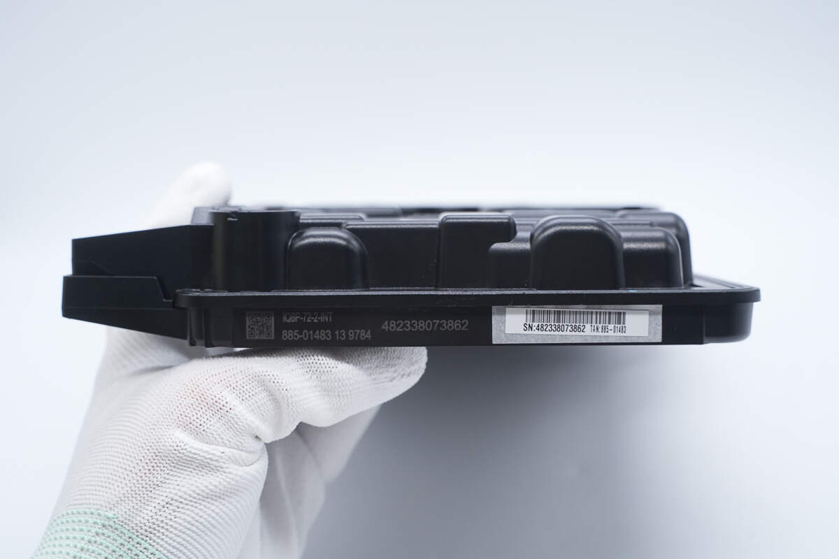 Teardown of Enphase IQ8P 480W Microinverter (IQ8P-72-2-INT)-Chargerlab