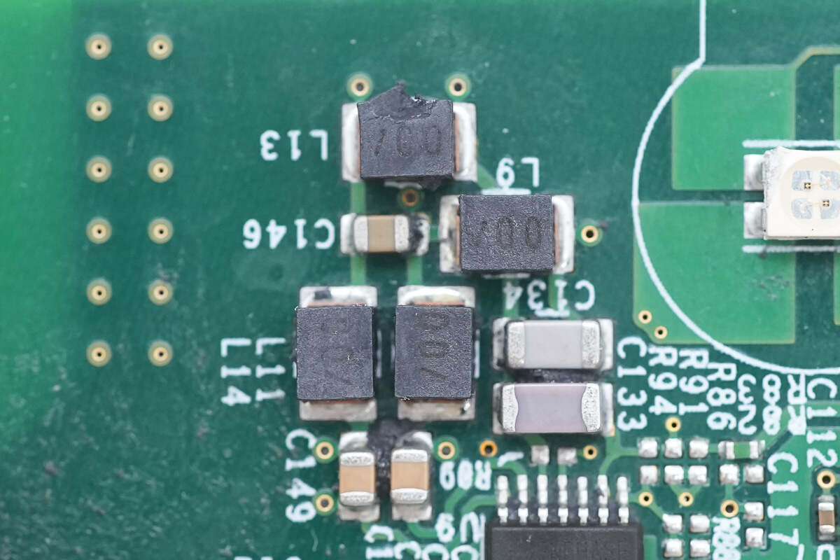 Teardown of Enphase IQ8P 480W Microinverter (IQ8P-72-2-INT)-Chargerlab
