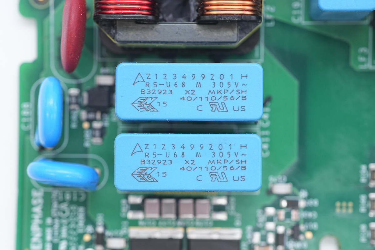 Teardown of Enphase IQ8P 480W Microinverter (IQ8P-72-2-INT)-Chargerlab