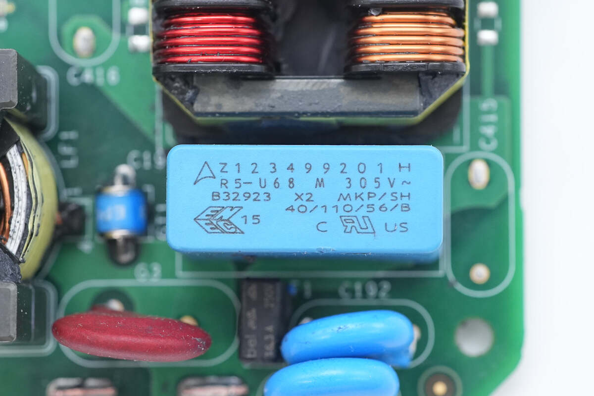 Teardown of Enphase IQ8P 480W Microinverter (IQ8P-72-2-INT)-Chargerlab