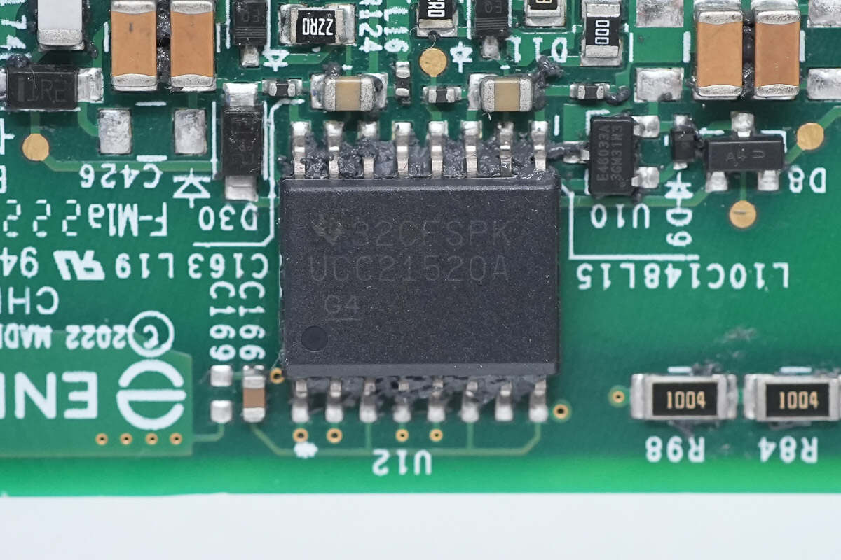 Teardown of Enphase IQ8P 480W Microinverter (IQ8P-72-2-INT)-Chargerlab