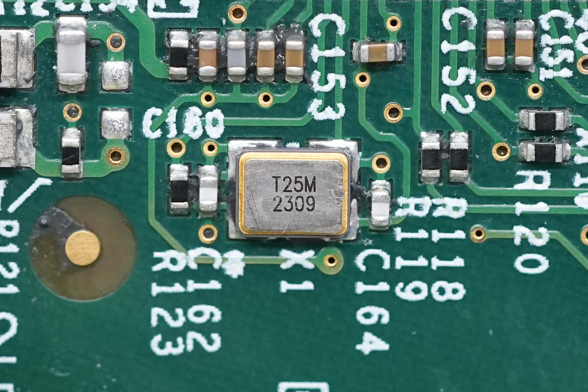 Teardown of Enphase IQ8P 480W Microinverter (IQ8P-72-2-INT)-Chargerlab