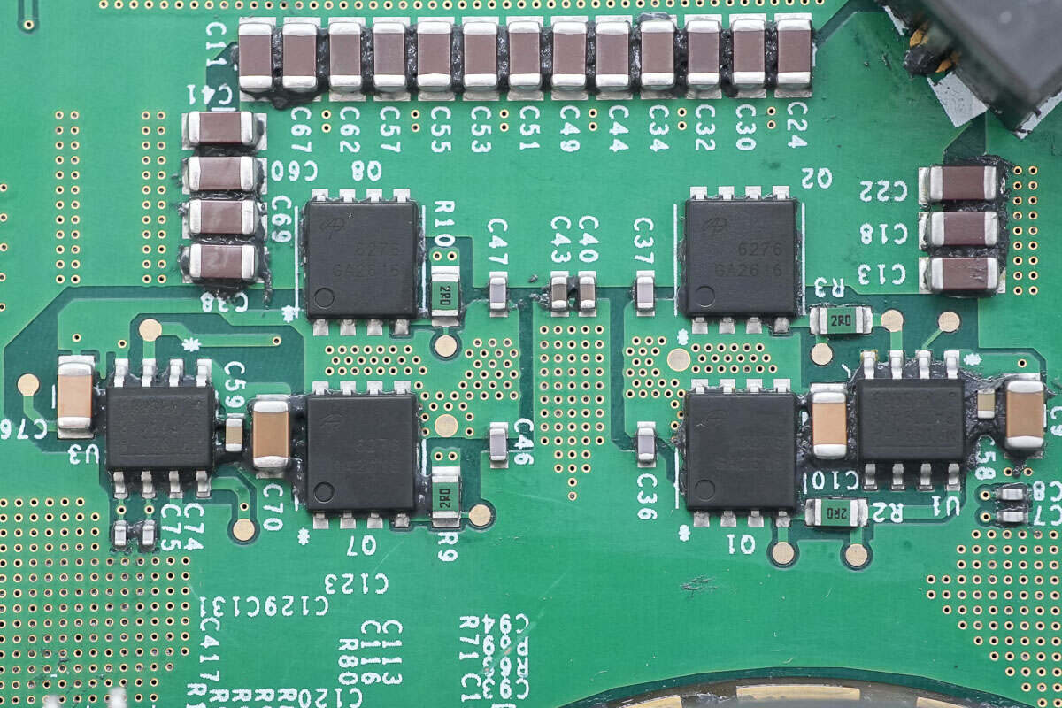 Teardown of Enphase IQ8P 480W Microinverter (IQ8P-72-2-INT)-Chargerlab
