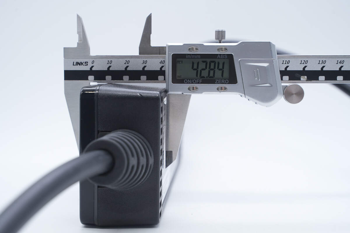 Teardown of Ford 1760W Portable EV Charger-Chargerlab