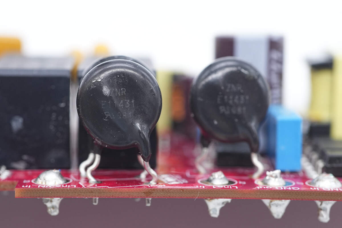 Teardown of Ford 1760W Portable EV Charger-Chargerlab