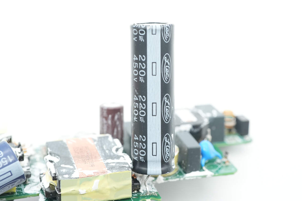 Teardown of Delta 240W PD3.1 USB-C Power Adapter-Chargerlab