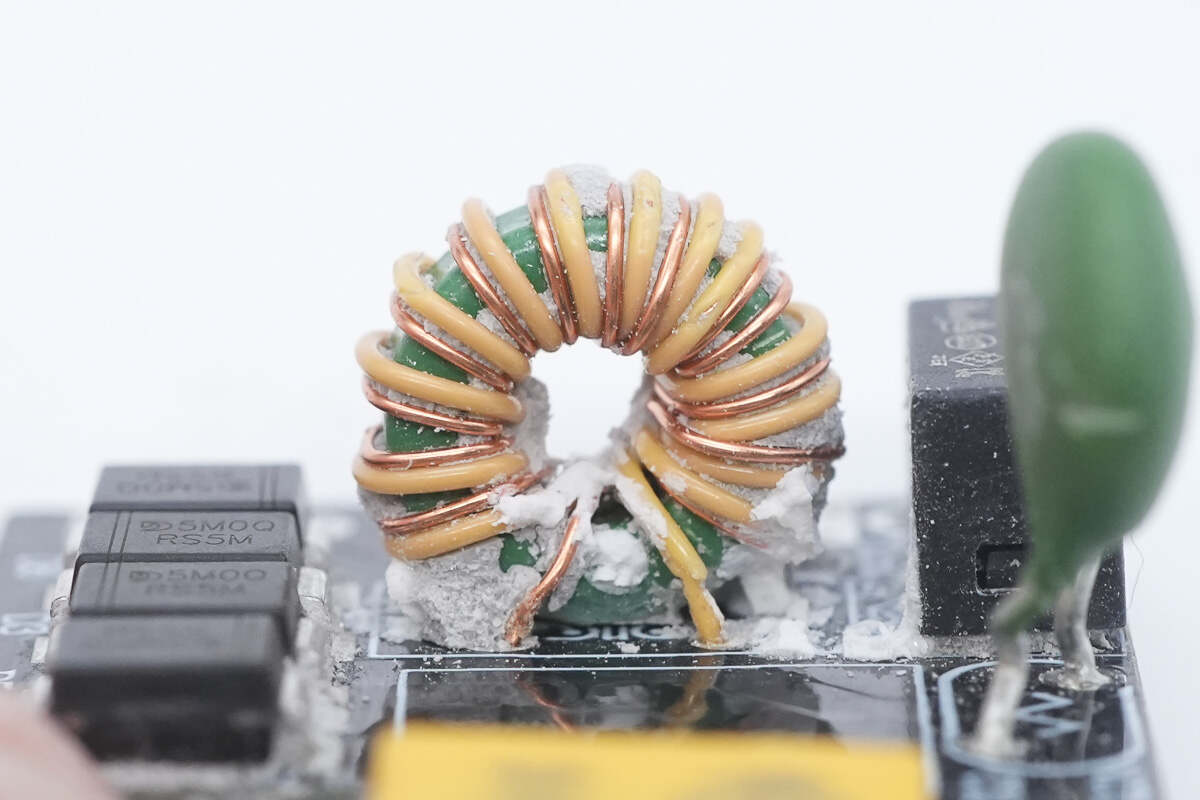 Teardown of Baseus 65W GaN5 Pro Charger (CCGAN65C5)-Chargerlab