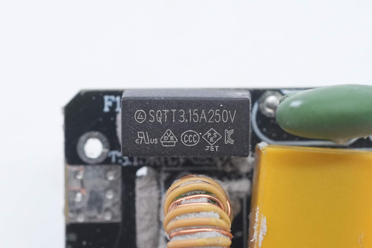 Teardown of Baseus 65W GaN5 Pro Charger (CCGAN65C5)-Chargerlab