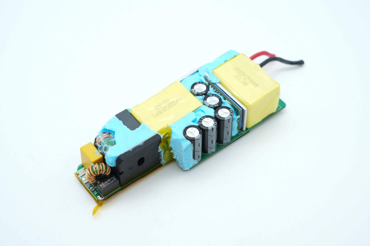 Teardown of CANDYSIGN 160W CoCan Ultra-Chargerlab