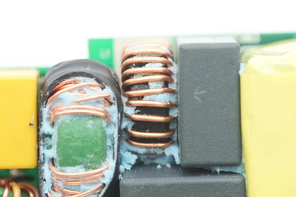 Teardown of CANDYSIGN 160W CoCan Ultra-Chargerlab