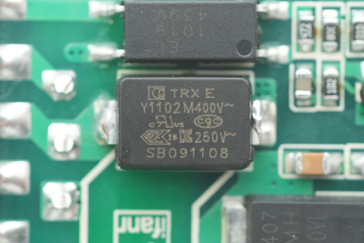 Teardown of CANDYSIGN 160W CoCan Ultra-Chargerlab