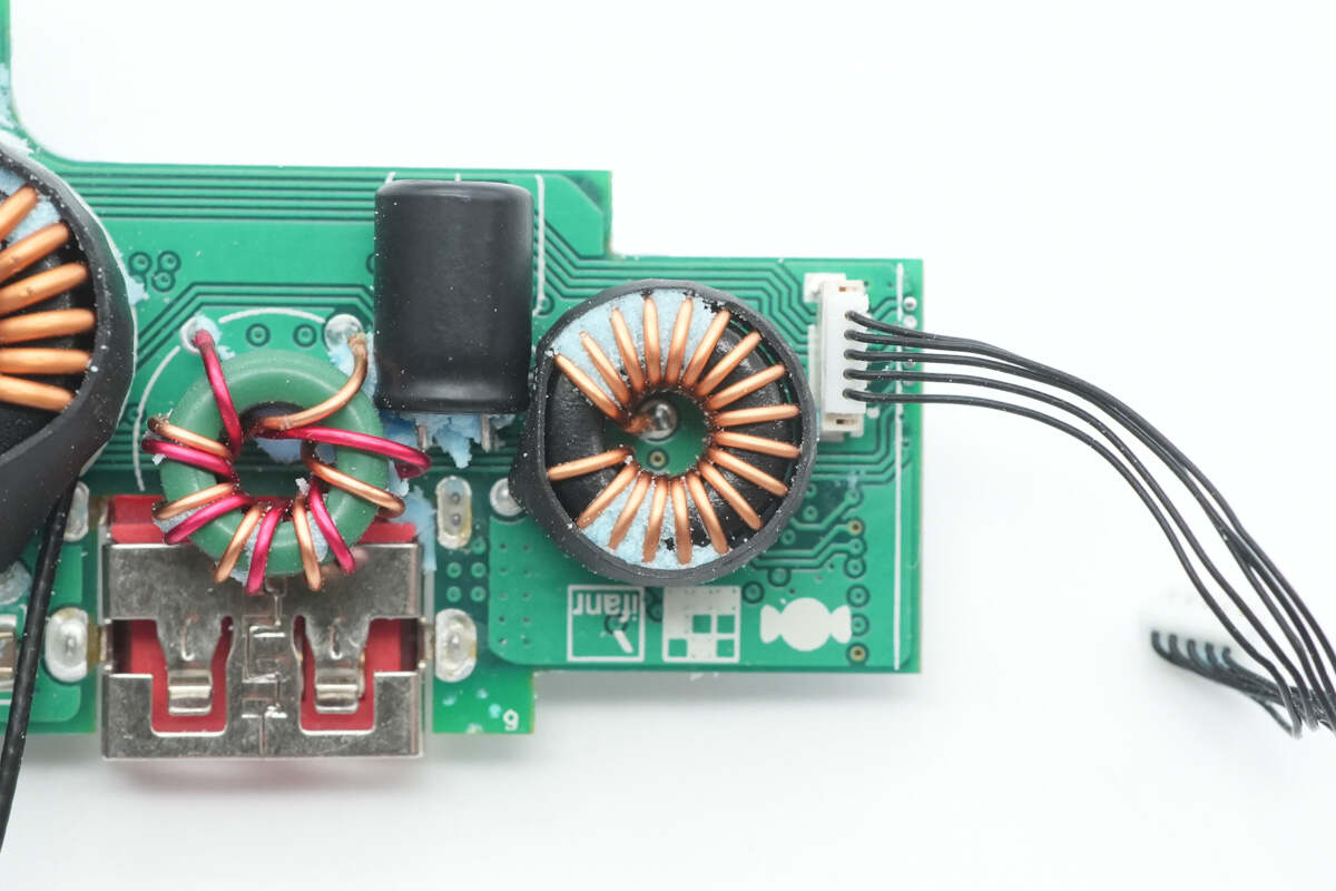 Teardown of CANDYSIGN 160W CoCan Ultra-Chargerlab