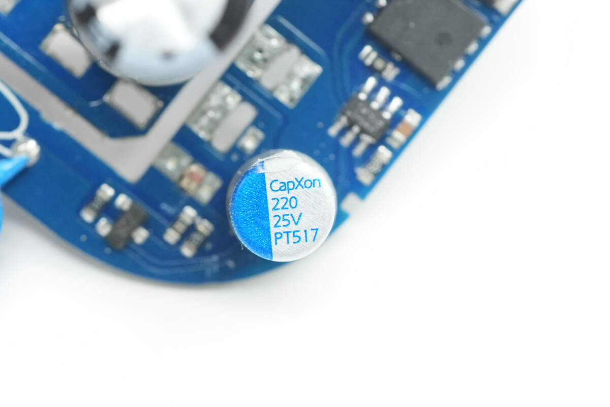 Teardown of UGREEN Nexode 65W Charger with Retractable USB-C Cable (X605)-Chargerlab