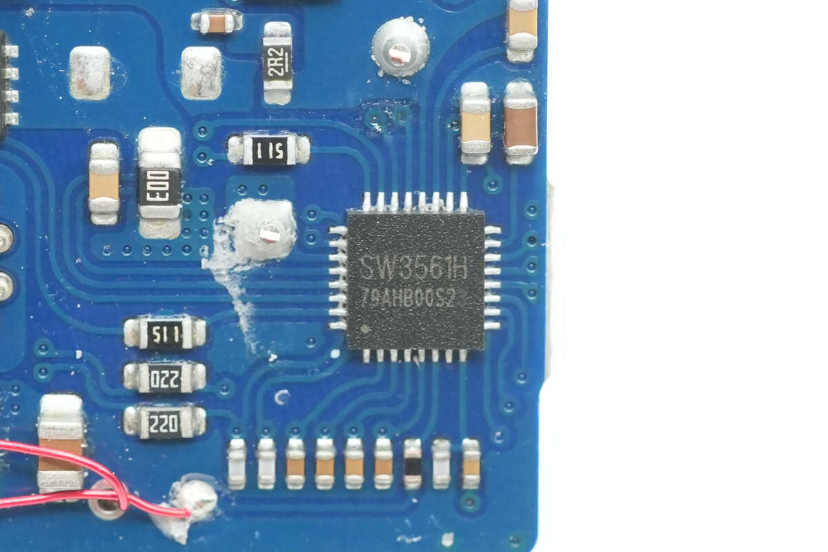 Teardown of UGREEN Nexode 65W Charger with Retractable USB-C Cable (X605)-Chargerlab