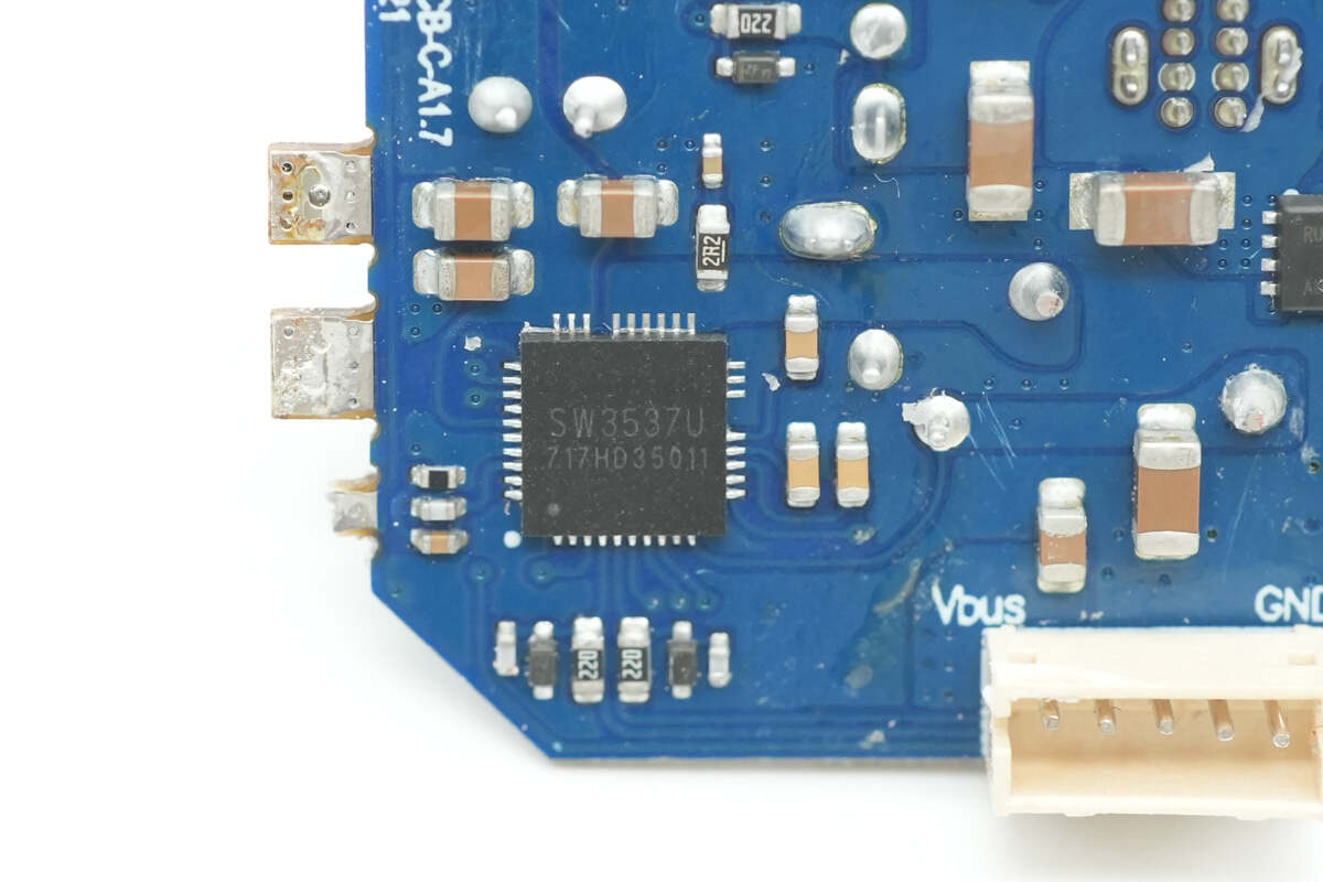 Teardown of UGREEN Nexode 65W Charger with Retractable USB-C Cable (X605)-Chargerlab