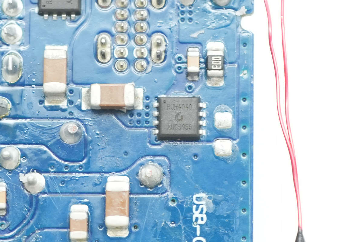 Teardown of UGREEN Nexode 65W Charger with Retractable USB-C Cable (X605)-Chargerlab