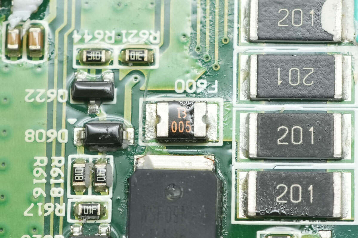Teardown of Zhizu 2700Wh Zhiba MAX LiFePO₄ Swappable Battery Pack (DM60N-45ET)-Chargerlab