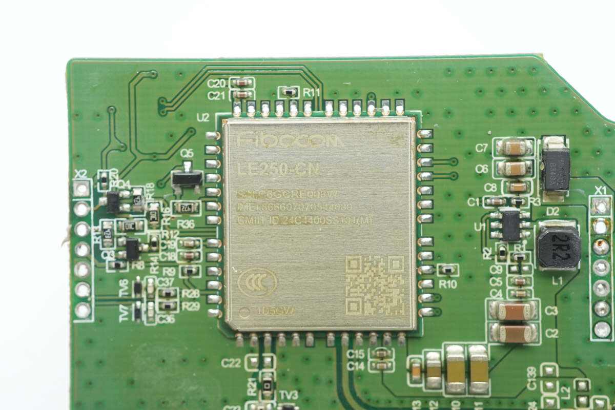 Teardown of Zhizu 2700Wh Zhiba MAX LiFePO₄ Swappable Battery Pack (DM60N-45ET)-Chargerlab