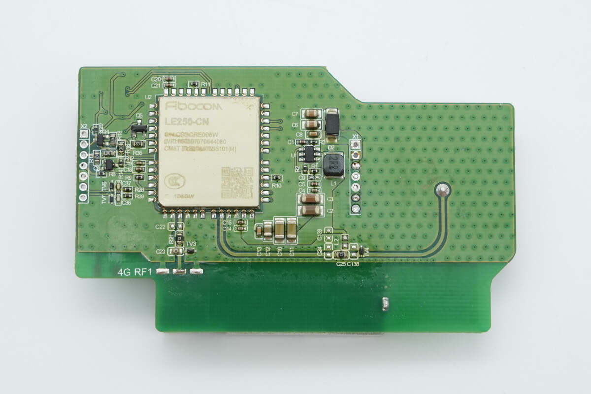 Teardown of Zhizu 2700Wh Zhiba MAX LiFePO₄ Swappable Battery Pack (DM60N-45ET)-Chargerlab