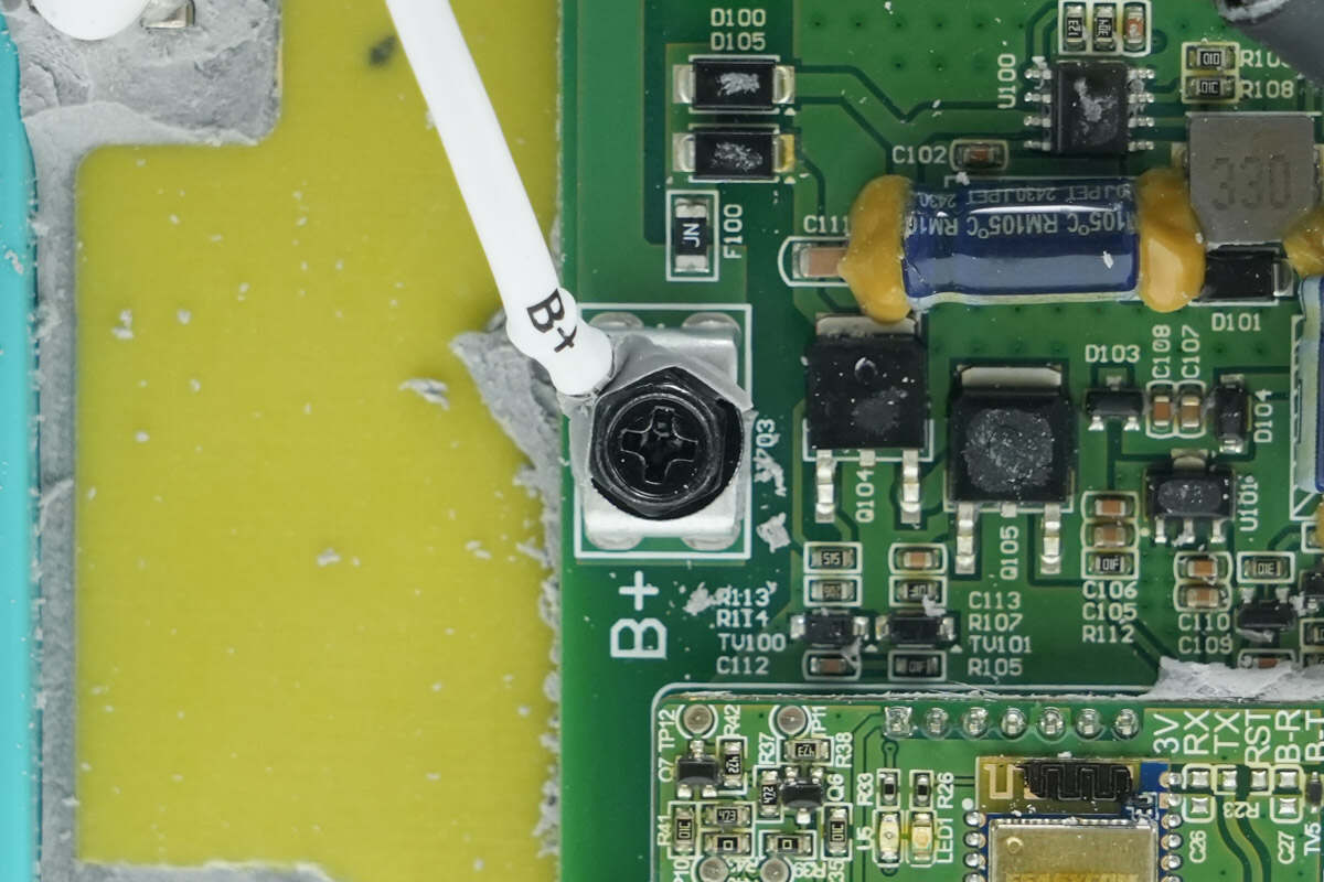 Teardown of Zhizu 2700Wh Zhiba MAX LiFePO₄ Swappable Battery Pack (DM60N-45ET)-Chargerlab