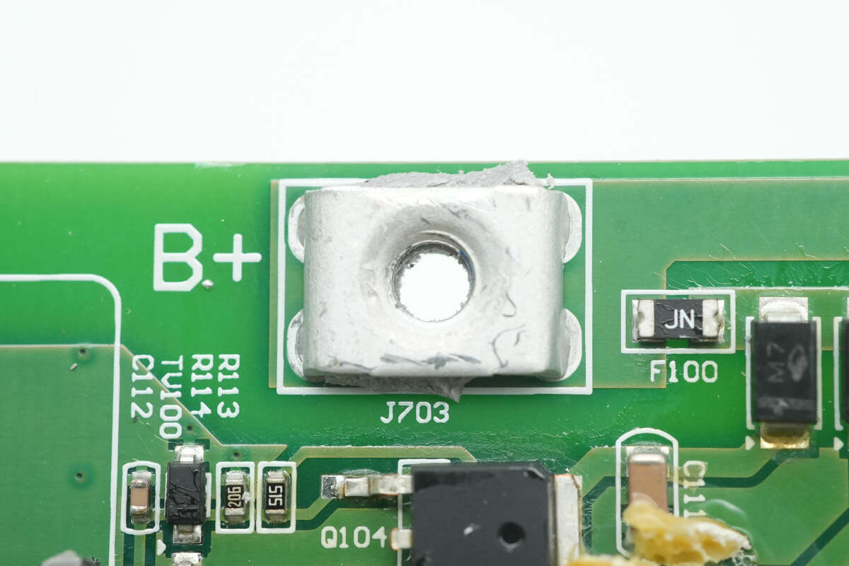 Teardown of Zhizu 2700Wh Zhiba MAX LiFePO₄ Swappable Battery Pack (DM60N-45ET)-Chargerlab