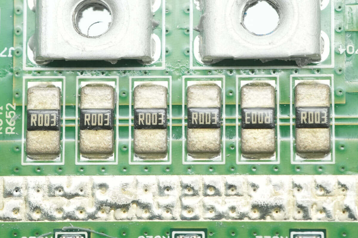Teardown of Zhizu 2700Wh Zhiba MAX LiFePO₄ Swappable Battery Pack (DM60N-45ET)-Chargerlab