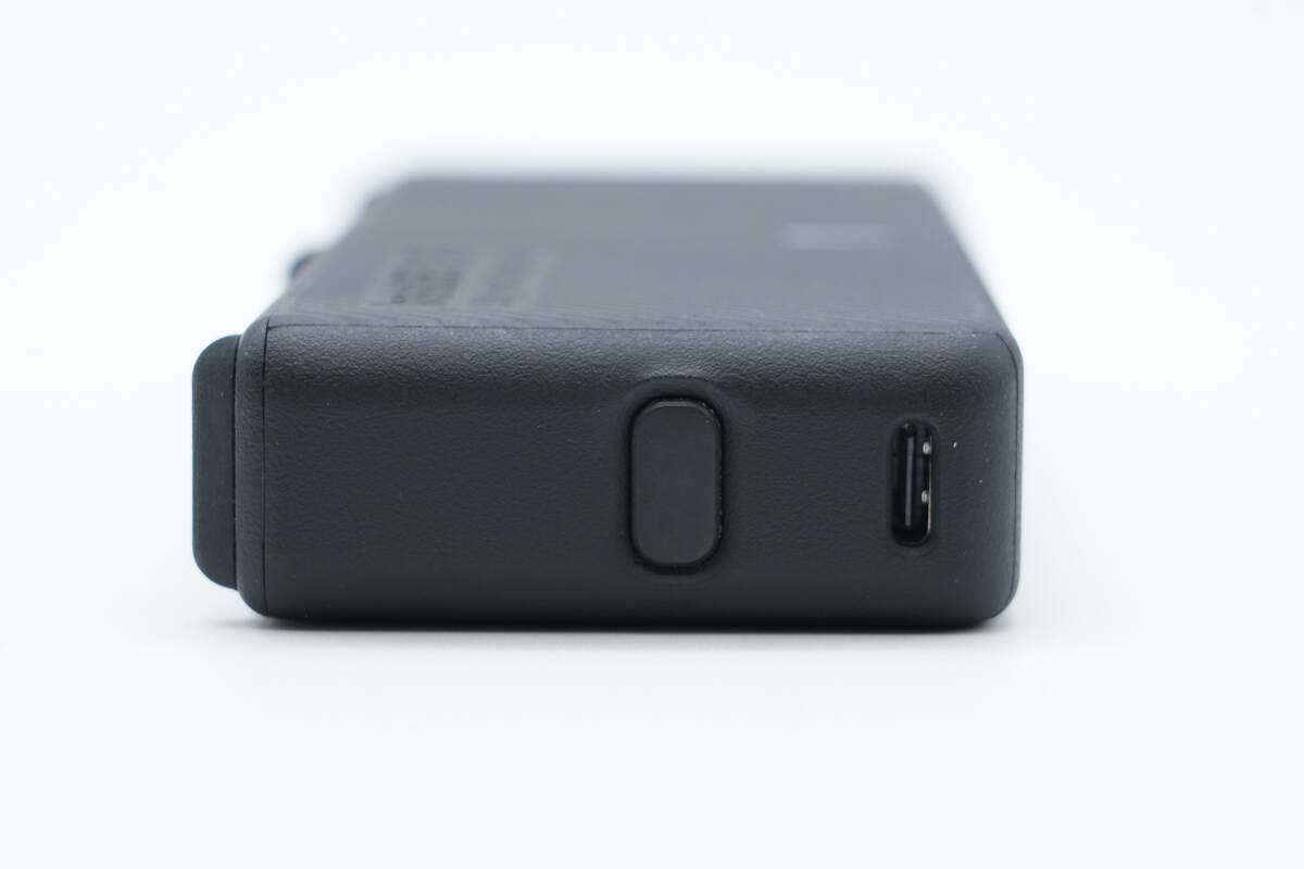 Teardown of Insta360 X5 Utility Fast Charge Case (CINSBAHM)-Chargerlab