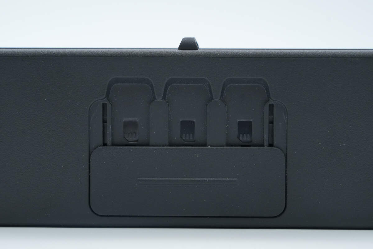 Teardown of Insta360 X5 Utility Fast Charge Case (CINSBAHM)-Chargerlab