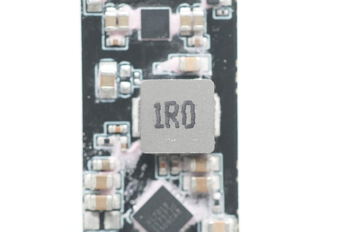 Teardown of Insta360 X5 Utility Fast Charge Case (CINSBAHM)-Chargerlab