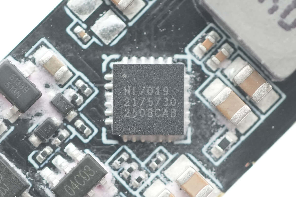 Teardown of Insta360 X5 Utility Fast Charge Case (CINSBAHM)-Chargerlab