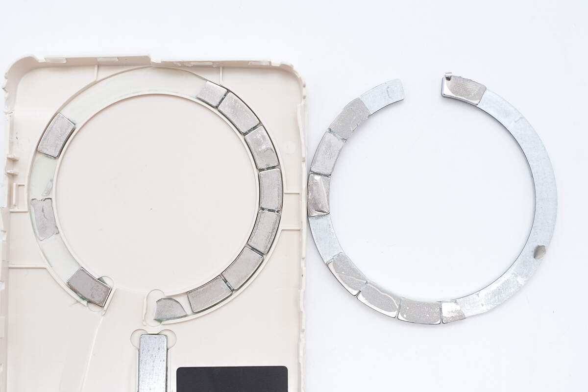 Teardown of Xiaomi 10000mAh 7.5W Magnetic Stand Power Bank (WPB1007Z)-Chargerlab