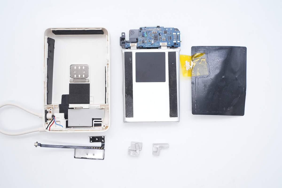 Teardown of Xiaomi 10000mAh 7.5W Magnetic Stand Power Bank (WPB1007Z)-Chargerlab