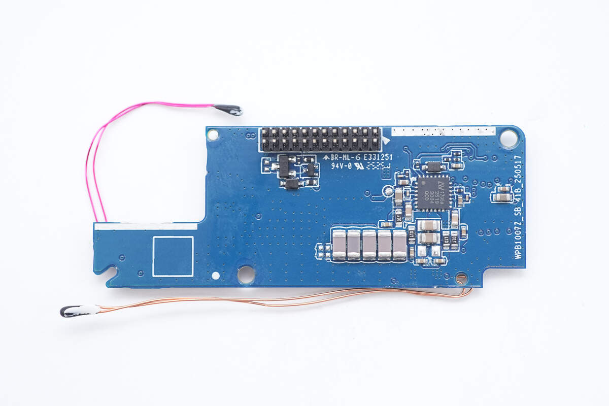 Teardown of Xiaomi 10000mAh 7.5W Magnetic Stand Power Bank (WPB1007Z)-Chargerlab