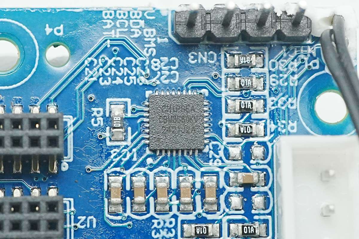 Teardown of UGREEN 120W DC UPS (US3000)-Chargerlab