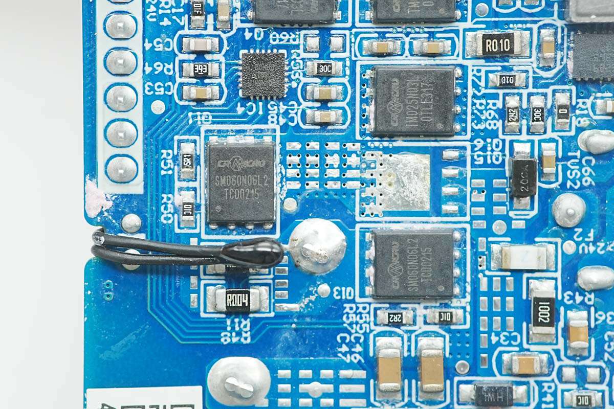 Teardown of UGREEN 120W DC UPS (US3000)-Chargerlab