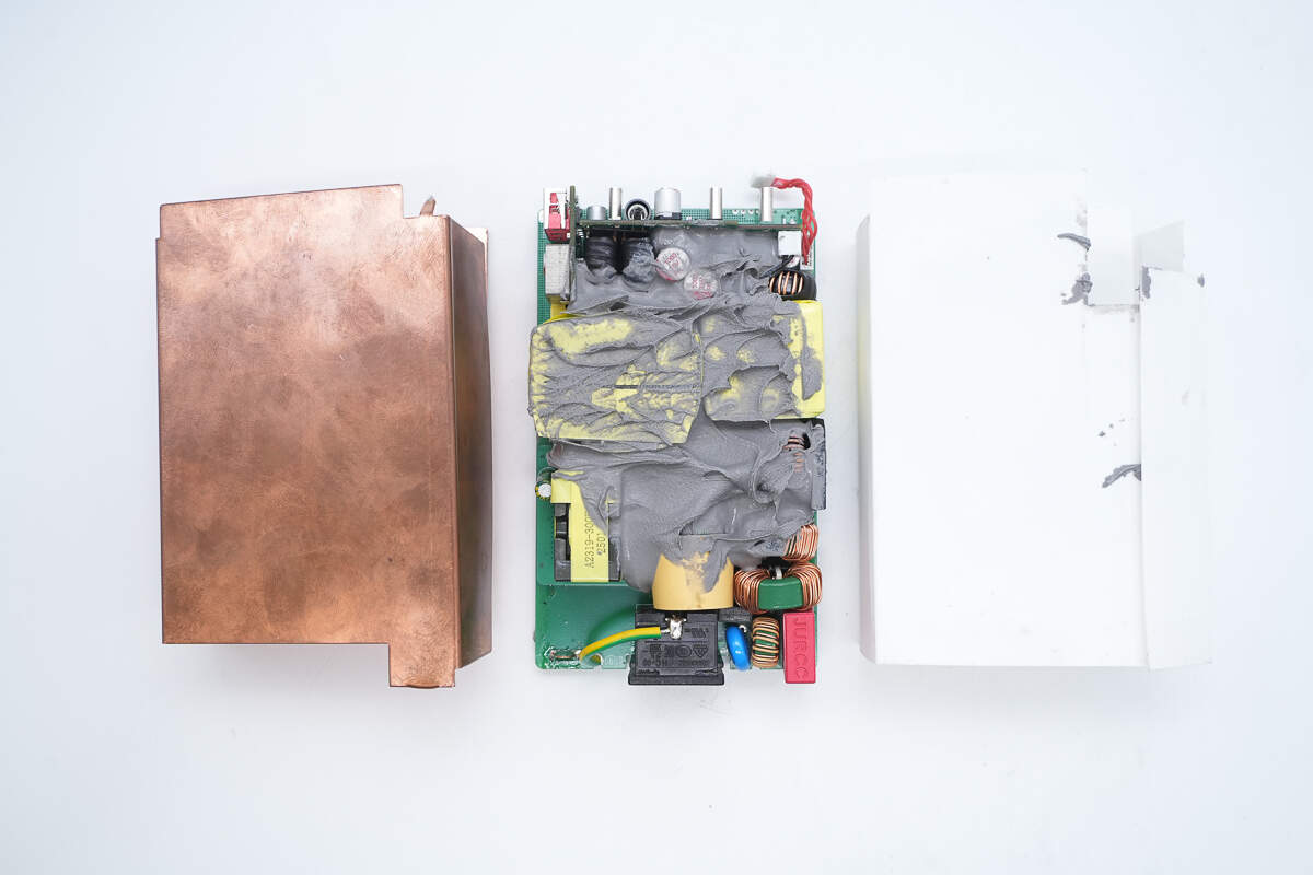 Teardown of HUNDA 300W USB-C GaN Charging Station (A2319-300W-02)-Chargerlab