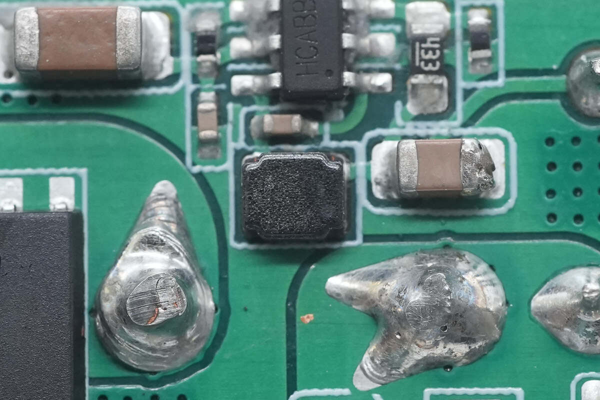 Teardown of HUNDA 300W USB-C GaN Charging Station (A2319-300W-02)-Chargerlab