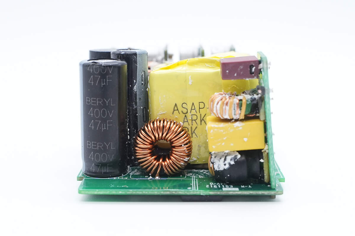 Teardown of Walmart Onn. 72W Multi-Port GaN Wall Charger (WIAWHT36008513)-Chargerlab