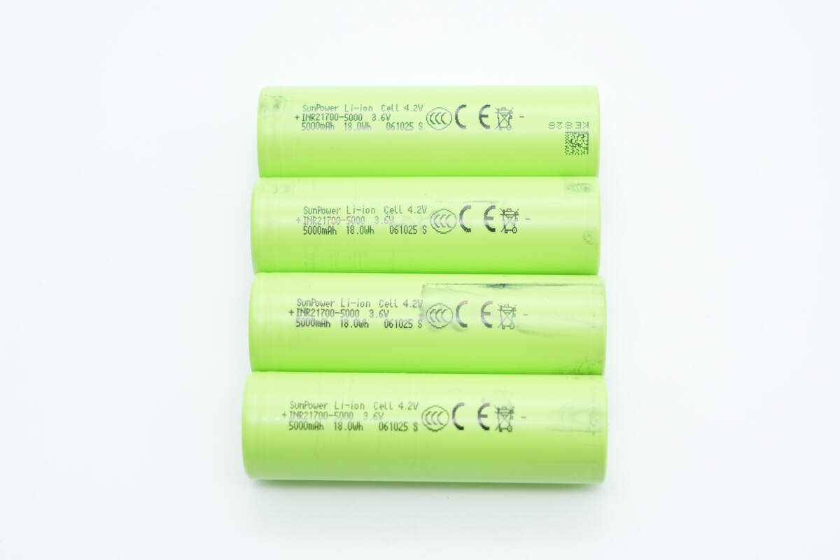 Teardown of UGREEN Nexode 20000mAh 165W Power Bank with Retractable USB-C Cable (PB726)-Chargerlab