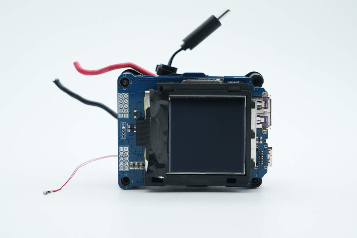 Teardown of UGREEN Nexode 20000mAh 165W Power Bank with Retractable USB-C Cable (PB726)-Chargerlab